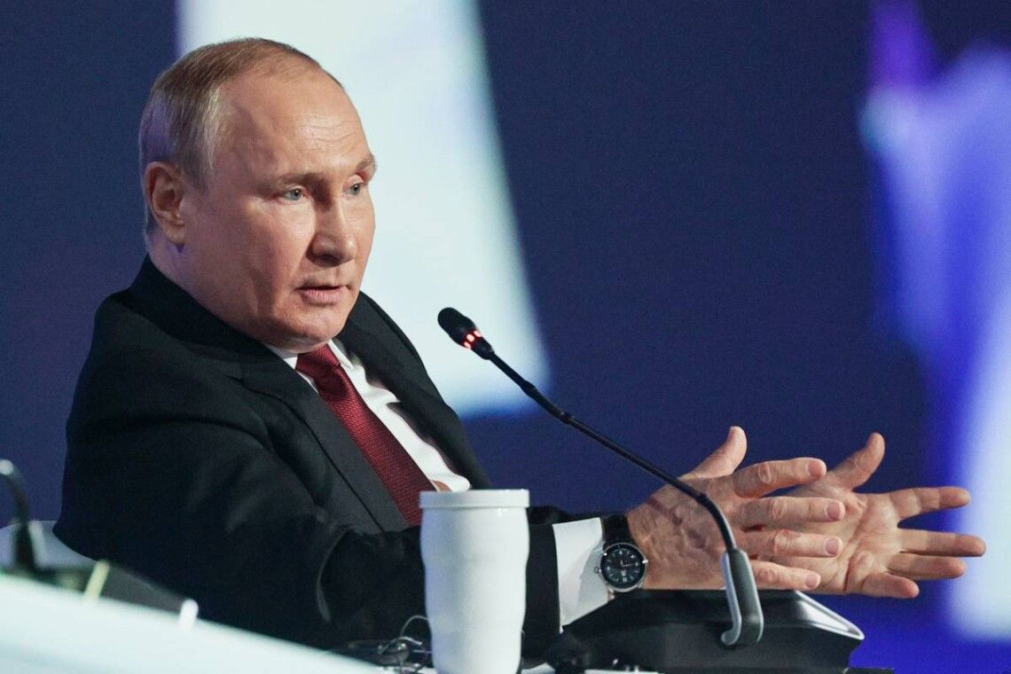 Путин тратит на войну в день больше, чем годовые бюджеты бедных регионов России: названы цифры