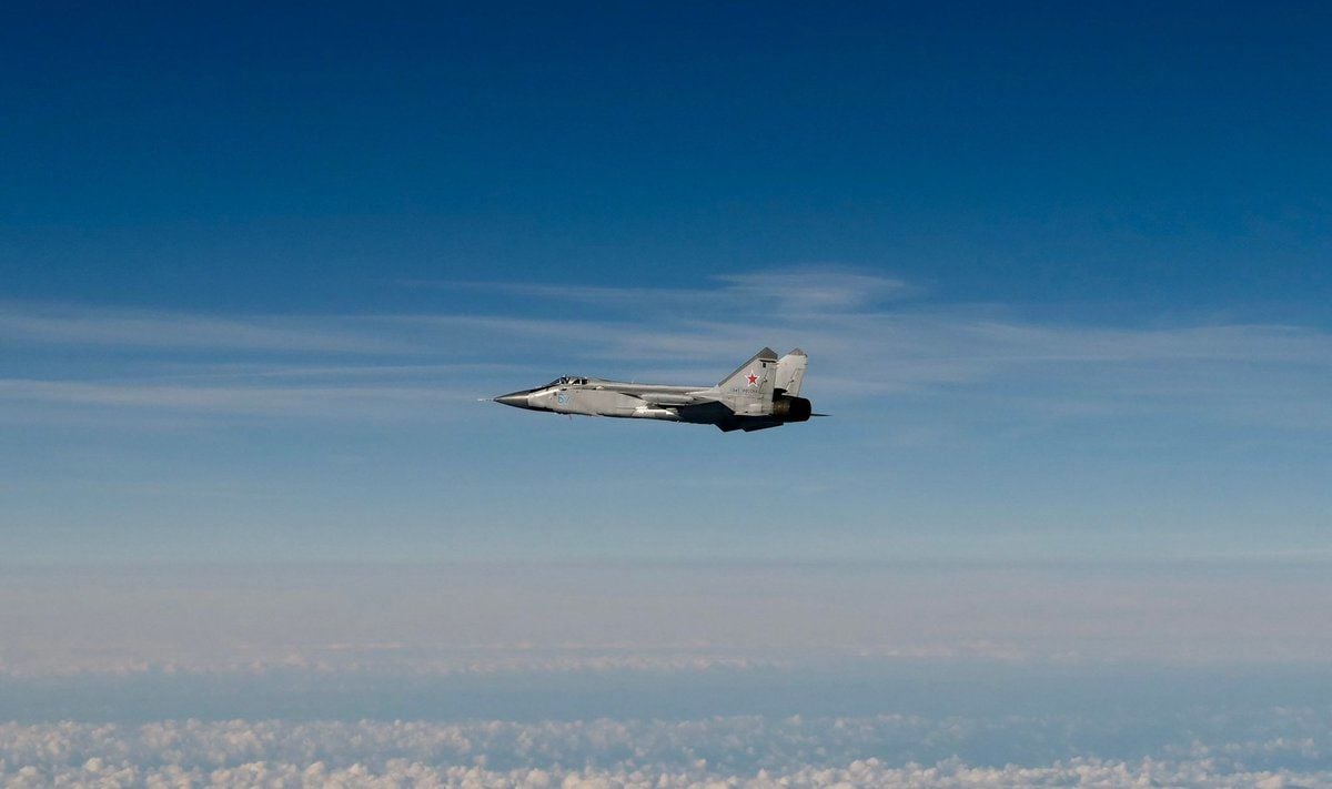 Еще в одной стране потребовали уничтожения российских истребителей над государствами НАТО