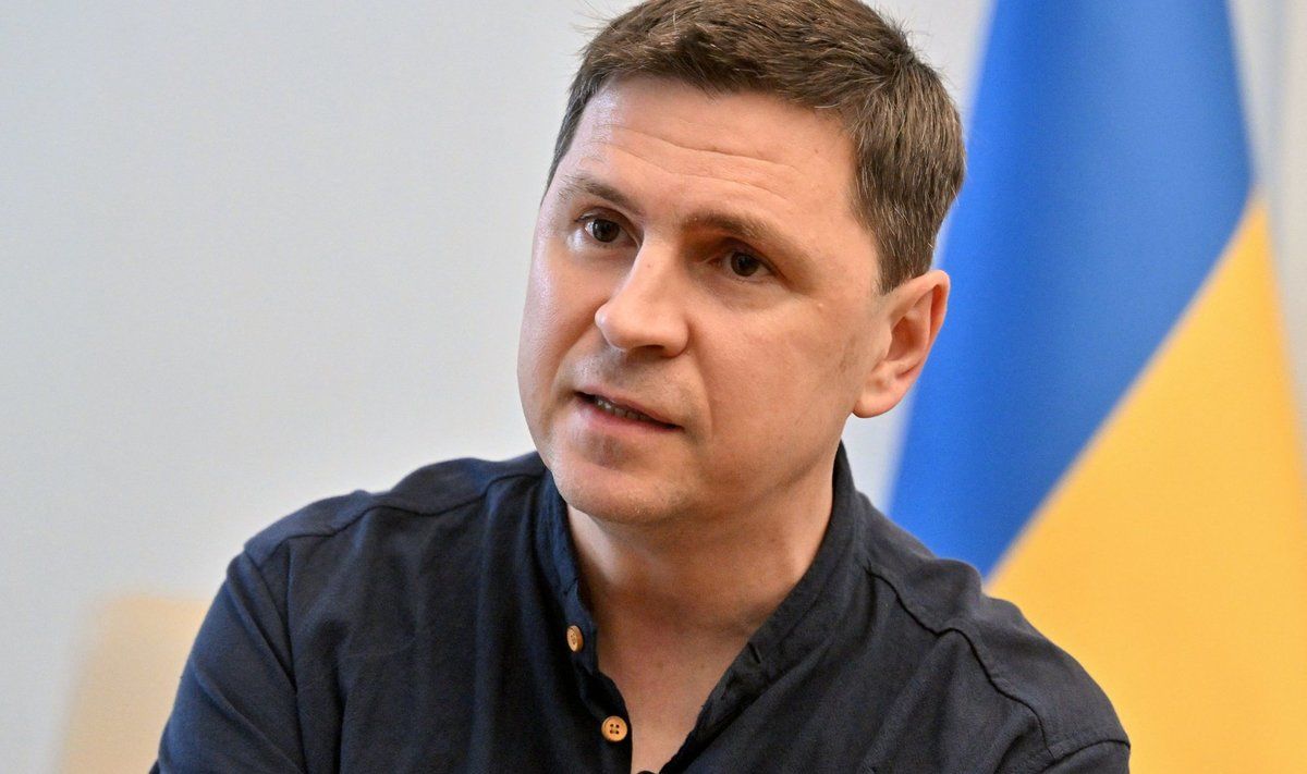 Подоляк честно сказал, почему Трамп не спешит заканчивать войну в Украине, озвучив реальную причину