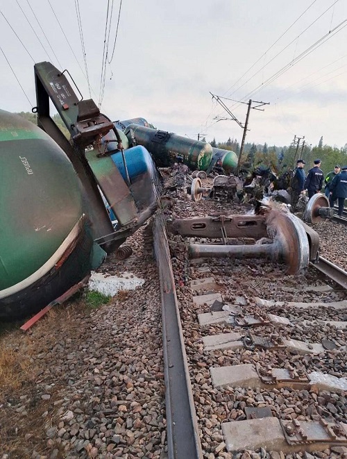 Крушение тепловоза в Ленинградской области власти использовали для призыва идти на выборы – видео
