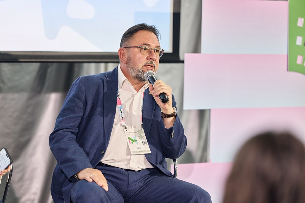 Микита Потураєв закликав перетворити «Тисячовесну» на спільний проєкт державних культурних інституцій і творців та зберегти фінансування культури під час війни в Україні у 2027 році. Всі деталі заяви.