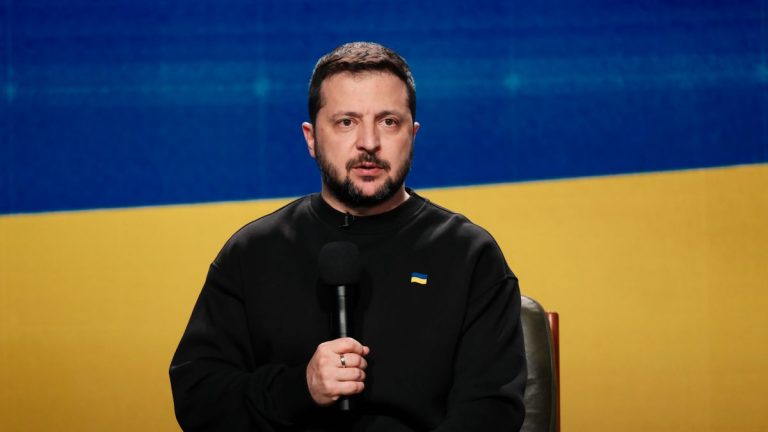 Зеленський заявив, що Дональд Трамп може зробити більше для завершення війни. Українська делегація 9–10 жовтня проведе у США переговори про дипломатію та подальші кроки.
